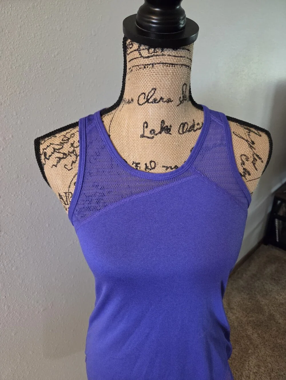 Nike Tank Top - Picture 2 of 11